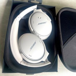 Bose Quiet Comfort 45 Headphones